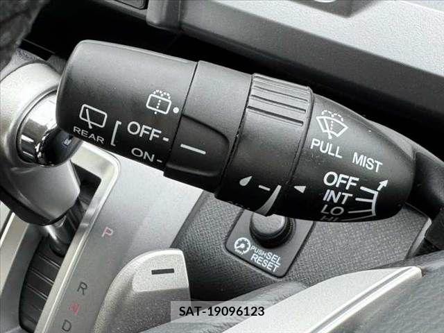 Honda STEP WGN 2014-07 7620421-24