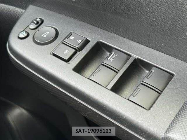 Honda STEP WGN 2014-07 7620421-26
