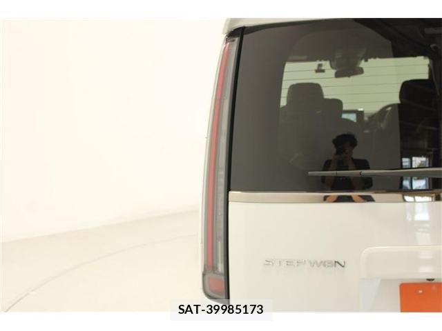 Honda STEP WGN 2025-10 7729277-18