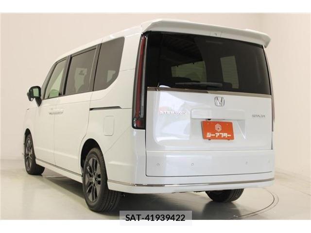 Honda STEP WGN 2025-10 7729287-9