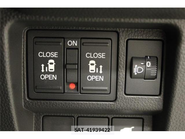 Honda STEP WGN 2025-10 7729287-4