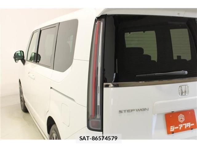 Honda STEP WGN 2025-10 7729276-18