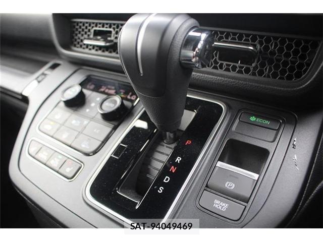Honda STEP WGN 2025-10 7729289-5