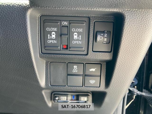Honda STEP WGN 2023-10 7729273-20