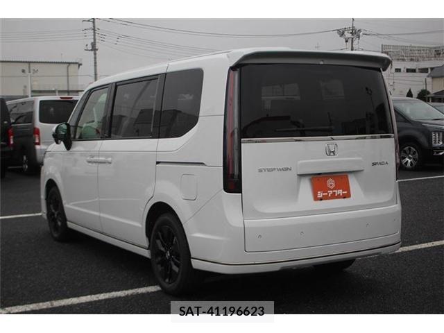 Honda STEP WGN 2025-10 7729280-13