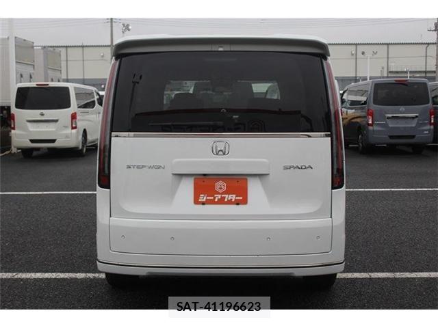 Honda STEP WGN 2025-10 7729280-14