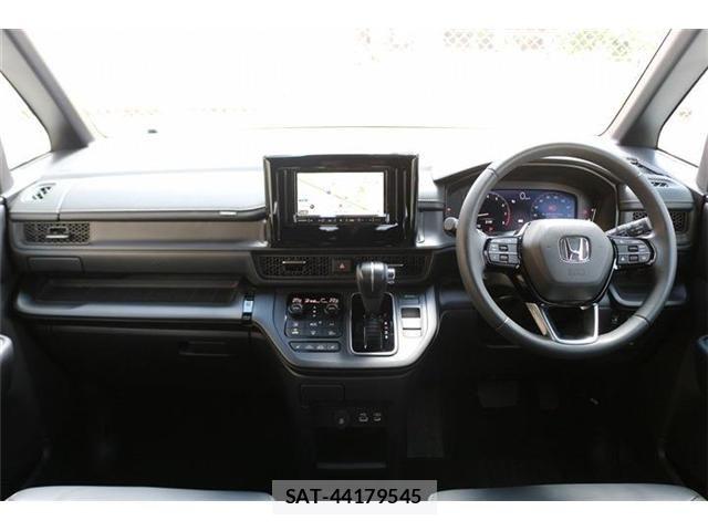 Honda STEP WGN 2025-10 7789499-17