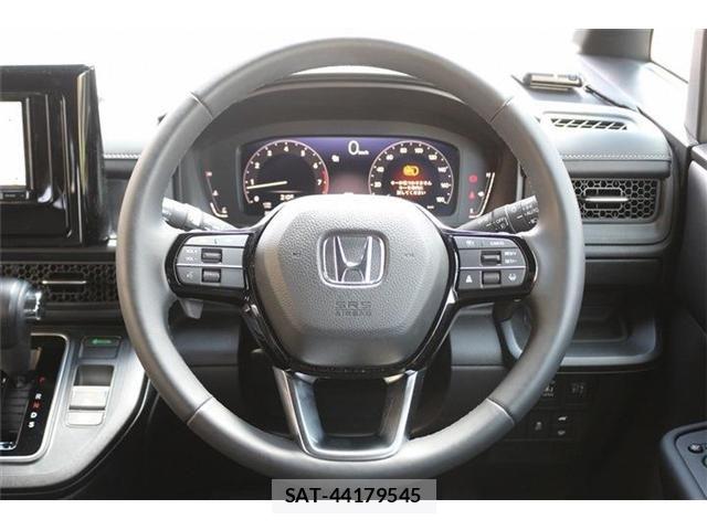 Honda STEP WGN 2025-10 7789499-18