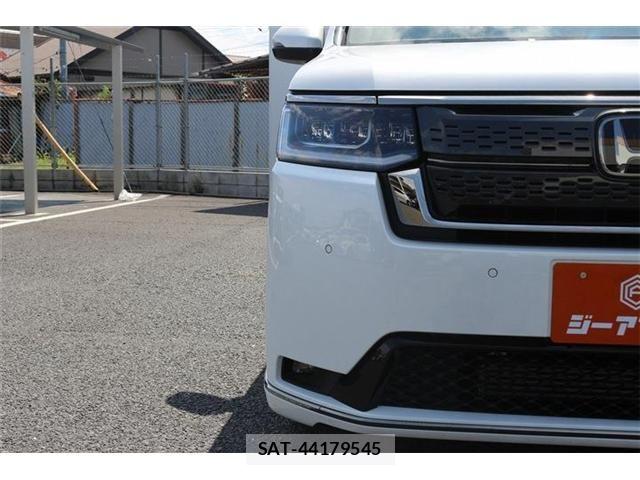 Honda STEP WGN 2025-10 7789499-26