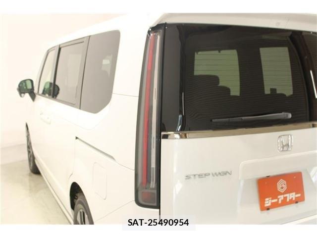 Honda STEP WGN 2025-10 7789486-18