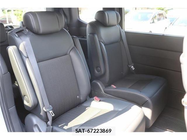 Honda STEP WGN 2025-10 7789493-16