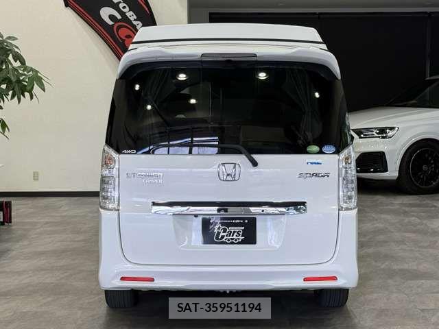 Honda STEP WGN 2013-04 7879701-7