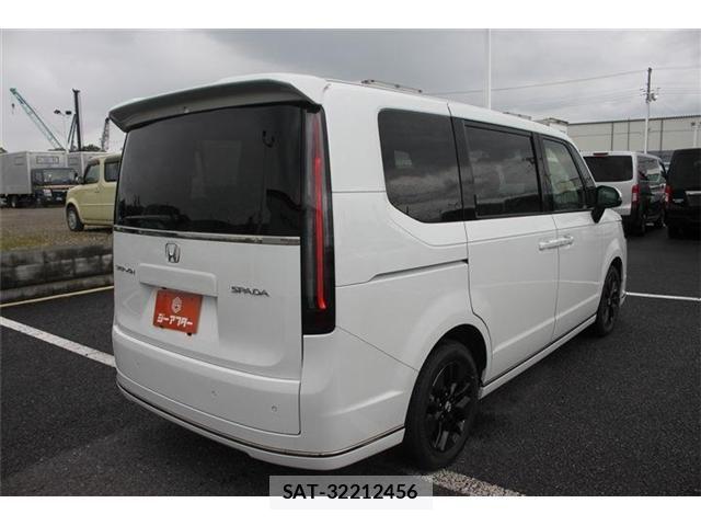 Honda STEP WGN 2025-10 7879697-23