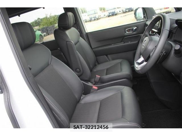 Honda STEP WGN 2025-10 7879697-8