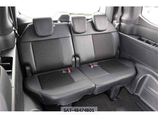Honda STEP WGN 2025-10 7879698-16