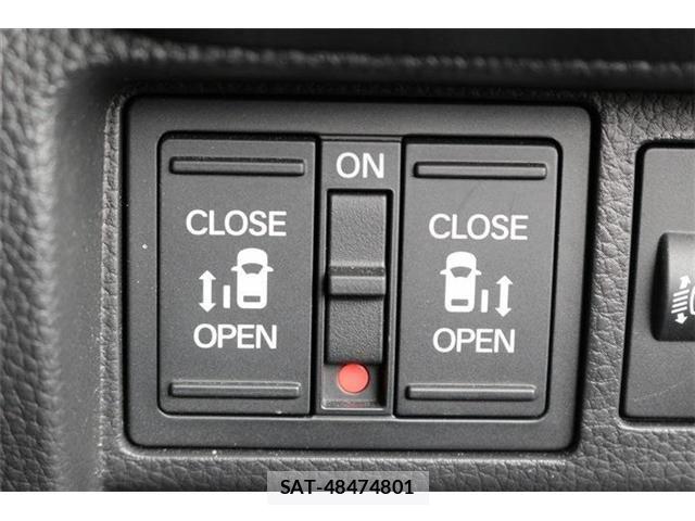 Honda STEP WGN 2025-10 7879698-4