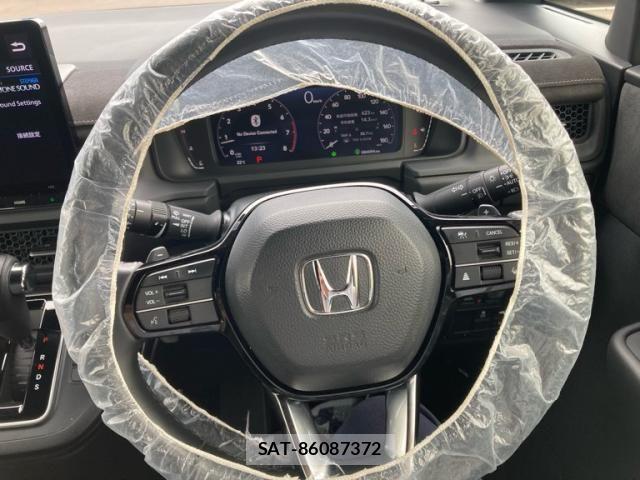 Honda STEP WGN 2023-07 7879695-22