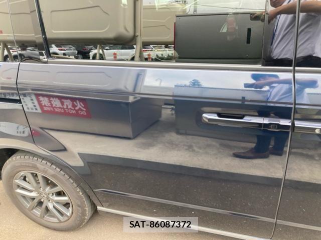 Honda STEP WGN 2023-07 7879695-3