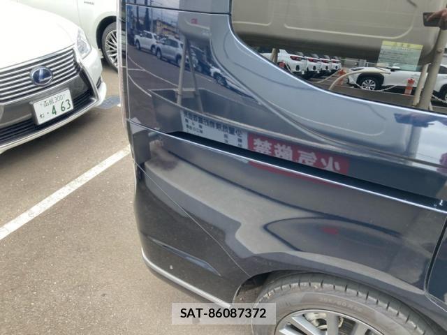 Honda STEP WGN 2023-07 7879695-4