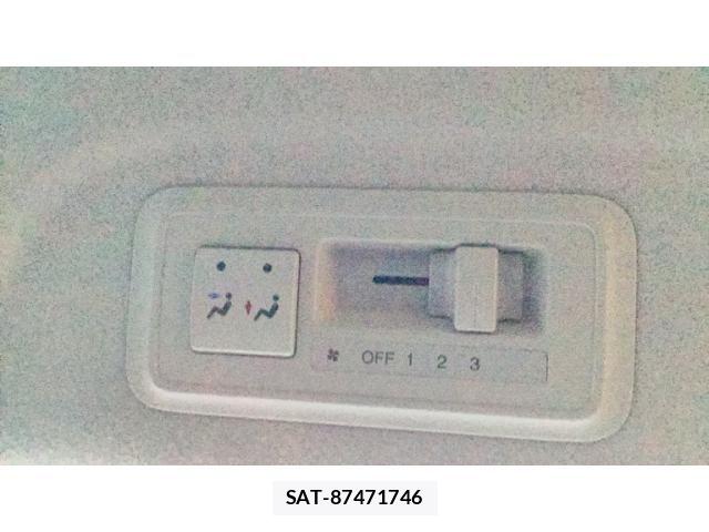 Honda STEP WGN 2013-03 7879702-17