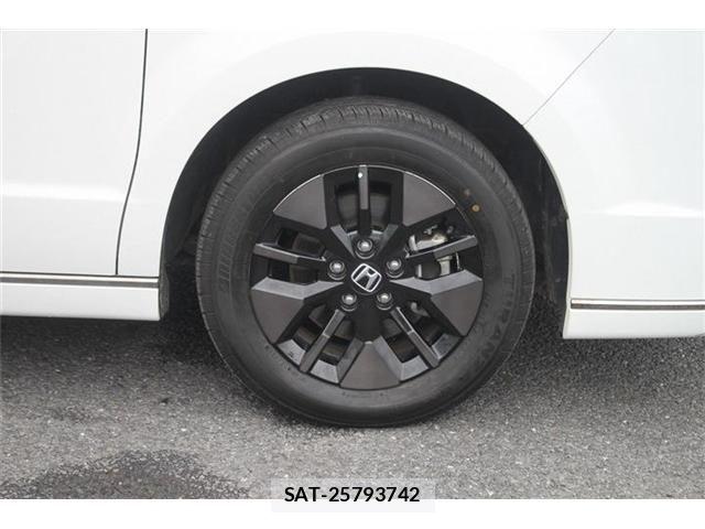 Honda STEP WGN 2025-10 7879696-15