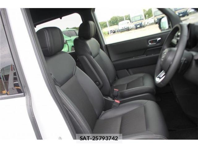 Honda STEP WGN 2025-10 7879696-21