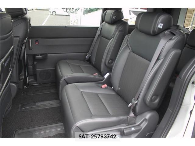 Honda STEP WGN 2025-10 7879696-25