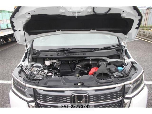 Honda STEP WGN 2025-10 7879696-28