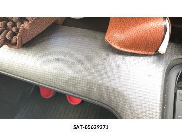 Honda STEP WGN 2017-04 7963924-25