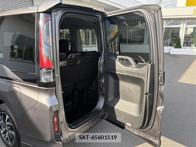 Honda STEP WGN 2019-03 7963923-13