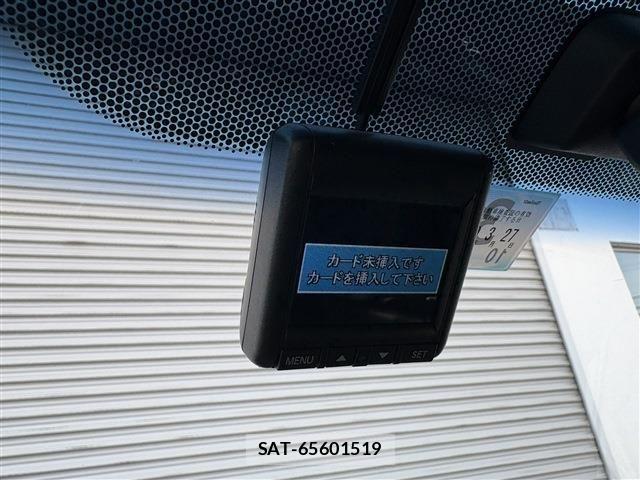 Honda STEP WGN 2019-03 7963923-24