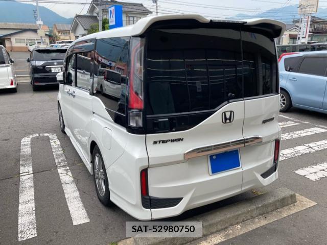 Honda STEP WGN 2016-06 8038501-6