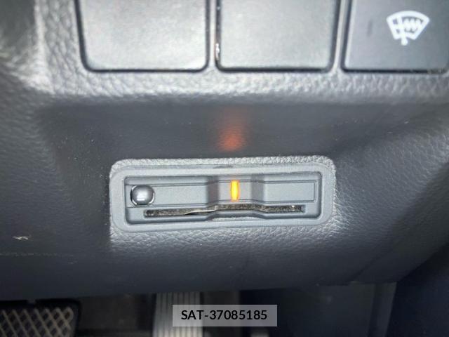 Honda STEP WGN 2023-07 8038498-25