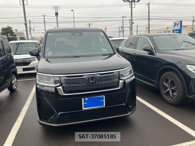 Honda STEP WGN 2023-07 8038498-2