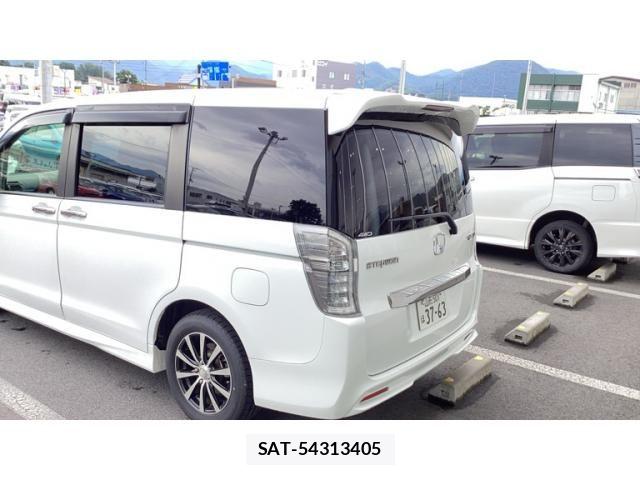 Honda STEP WGN 2013-07 8075737-1