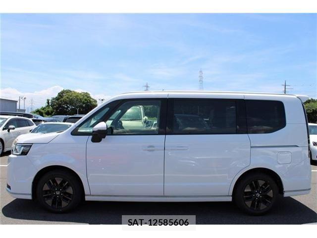 Honda STEP WGN 2025-10 8102080-16