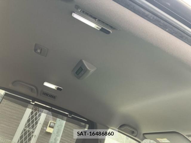 Honda STEP WGN 2016-12 8102082-14