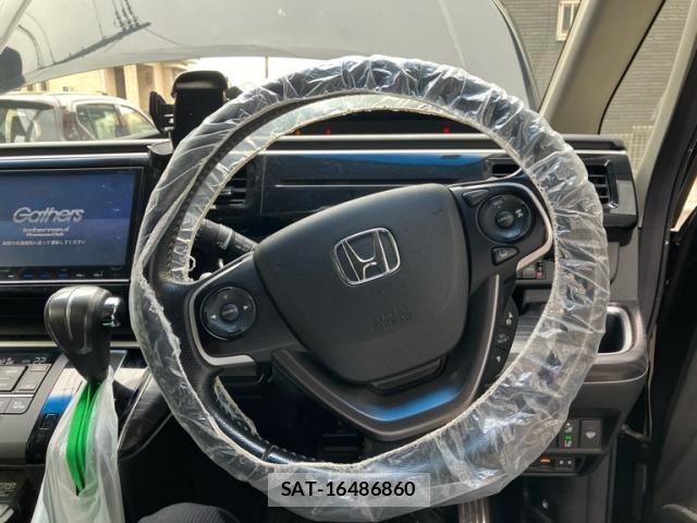 Honda STEP WGN 2016-12 8102082-21