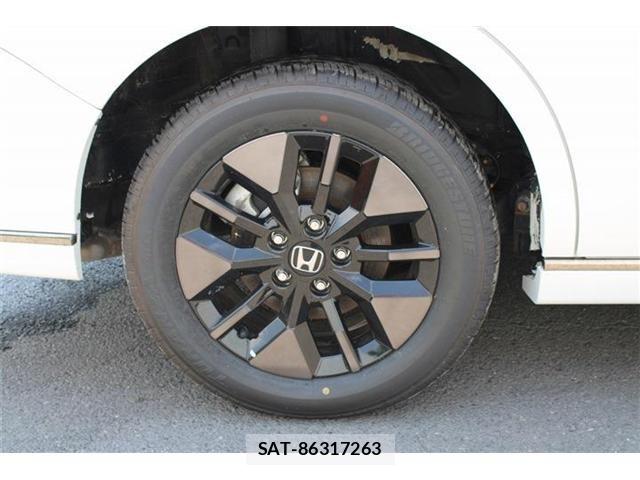 Honda STEP WGN 2025-10 8132518-29