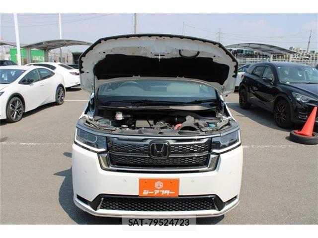 Honda STEP WGN 2025-10 8159285-21
