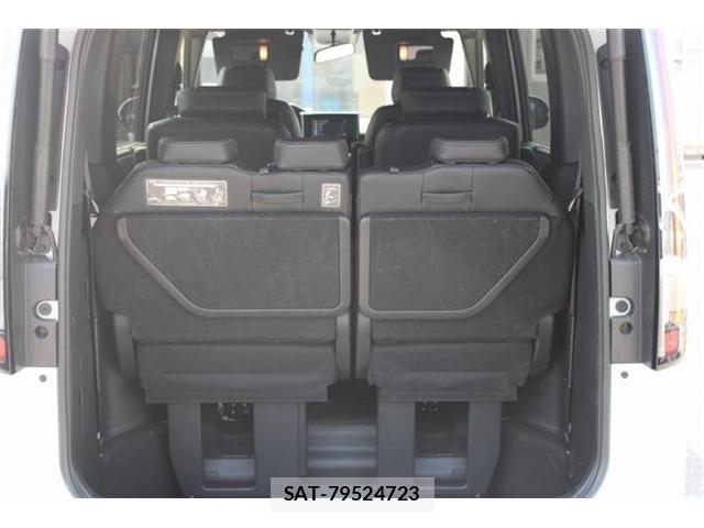 Honda STEP WGN 2025-10 8159285-23