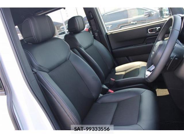 Honda STEP WGN 2025-10 8159286-29