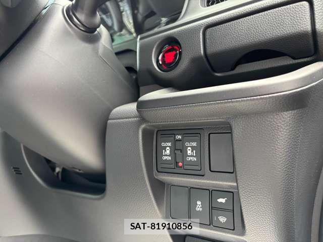 Honda STEP WGN 2026-07 8210441-10