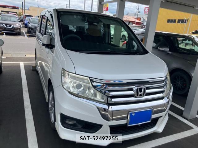 Honda STEP WGN 2014-03 8231933-1