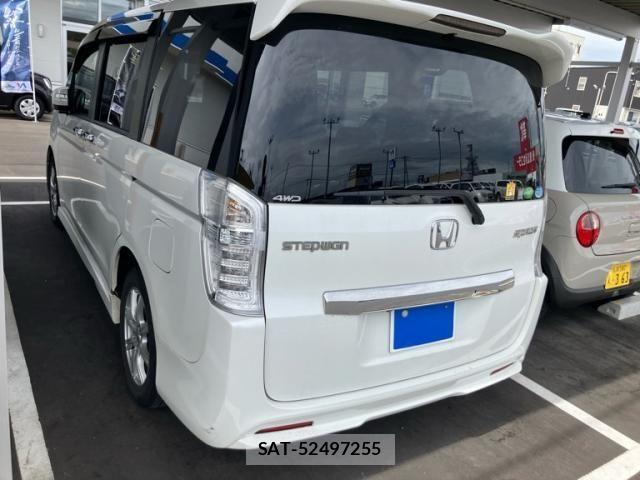 Honda STEP WGN 2014-03 8231933-3