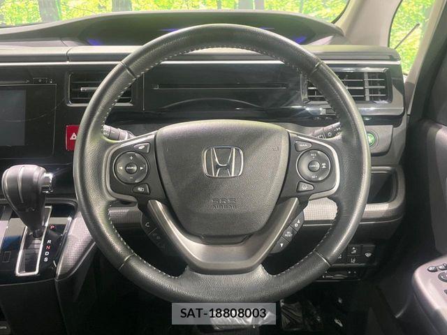 Honda STEP WGN 2015-09 8246822-11