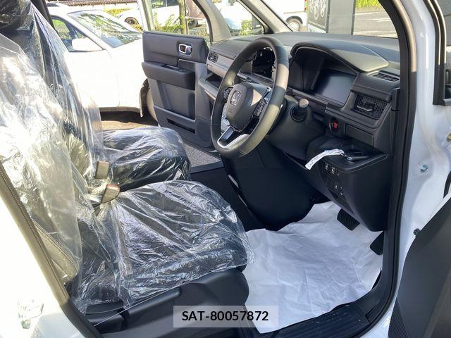 Honda STEP WGN 2026-06 8317382-11
