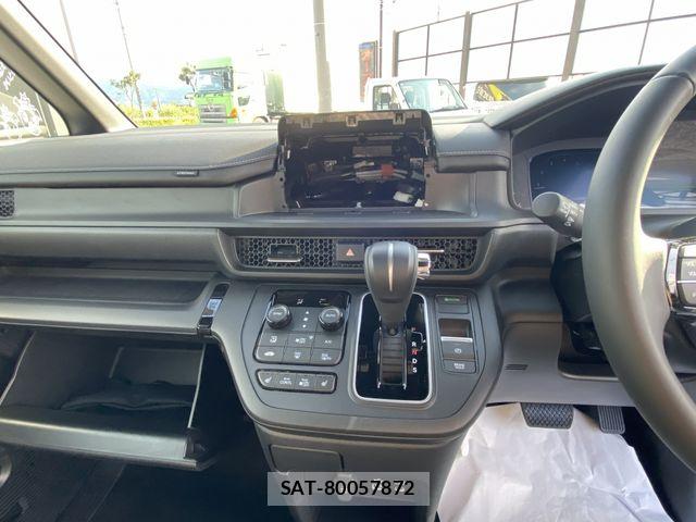 Honda STEP WGN 2026-06 8317382-22