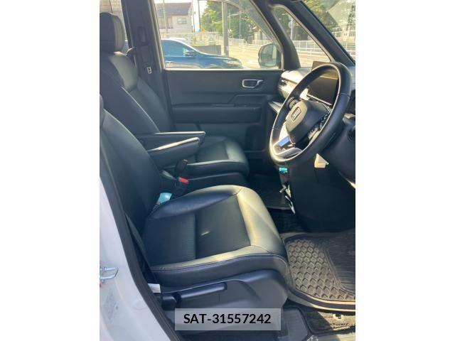 Honda STEP WGN 2025-03 8338027-10