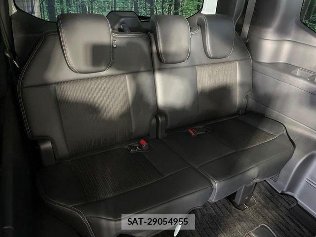 Honda STEP WGN 2024-05 8338026-9